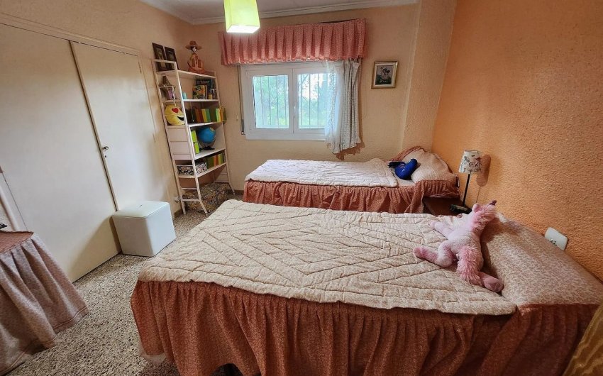 Resale - Villa -
Sax