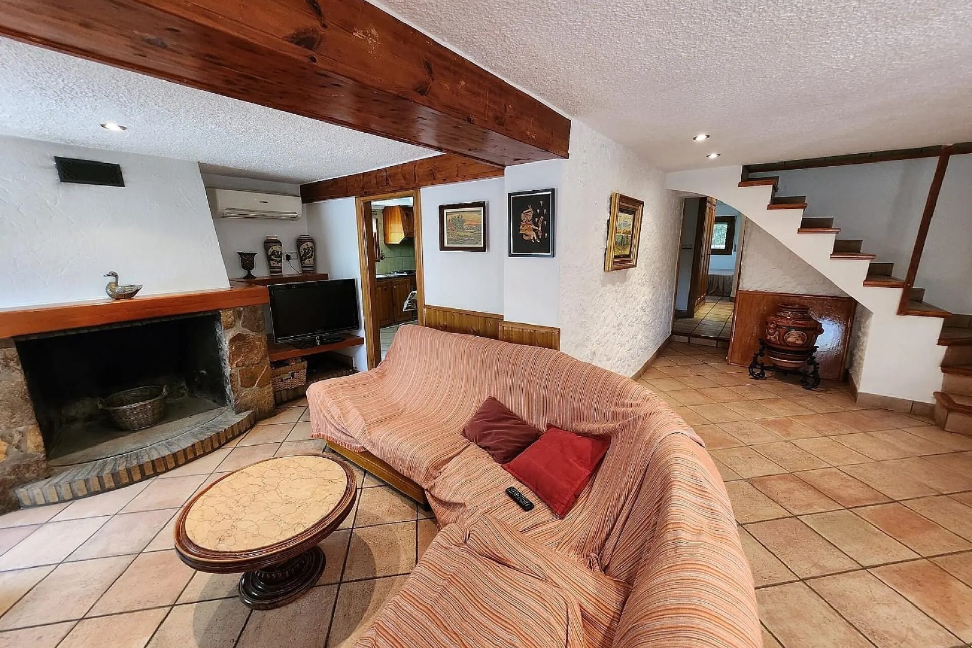 Resale - Villa -
Sax