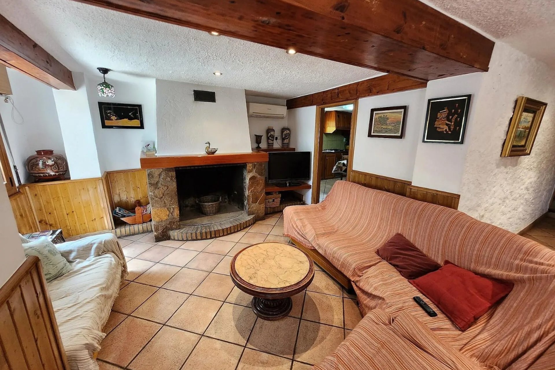 Resale - Villa -
Sax