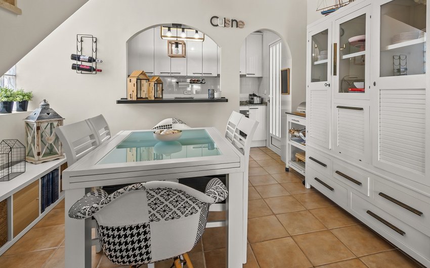 Resale - Villa -
Torre de la Horadada - Pueblo Latino