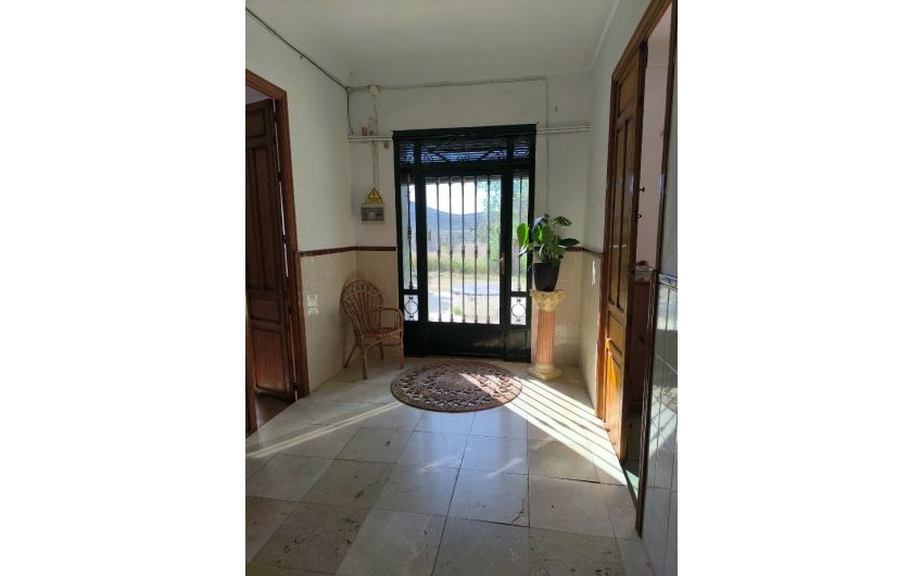 Resale - Villa -
Torre Del Rico - Inland