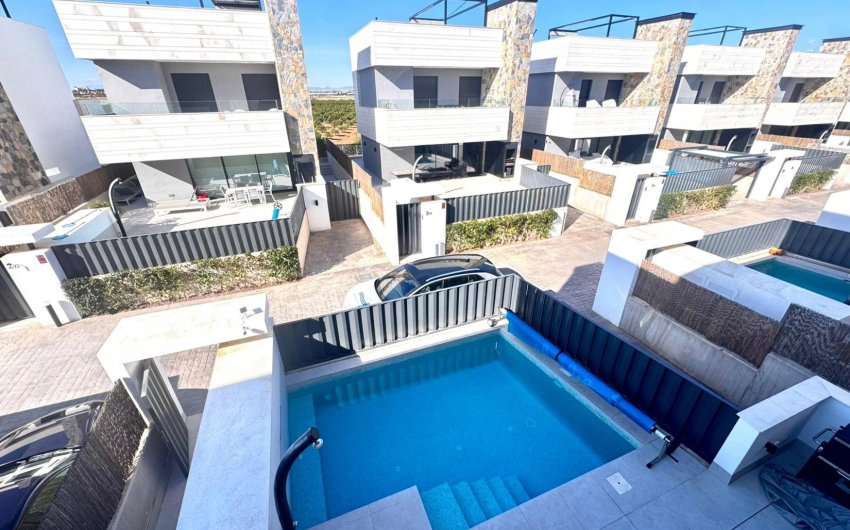 Resale - Villa -
Torre Pacheco - Inland