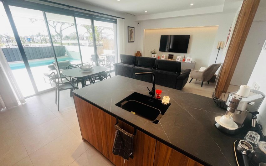 Resale - Villa -
Torre Pacheco - Inland