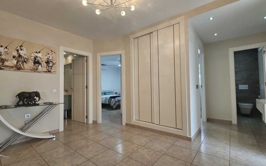 Resale - Villa -
Torremendo - Costa Blanca