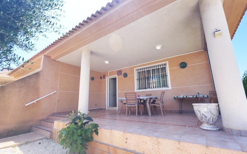 Resale - Villa -
Torrevieja - Aguas Nuevas