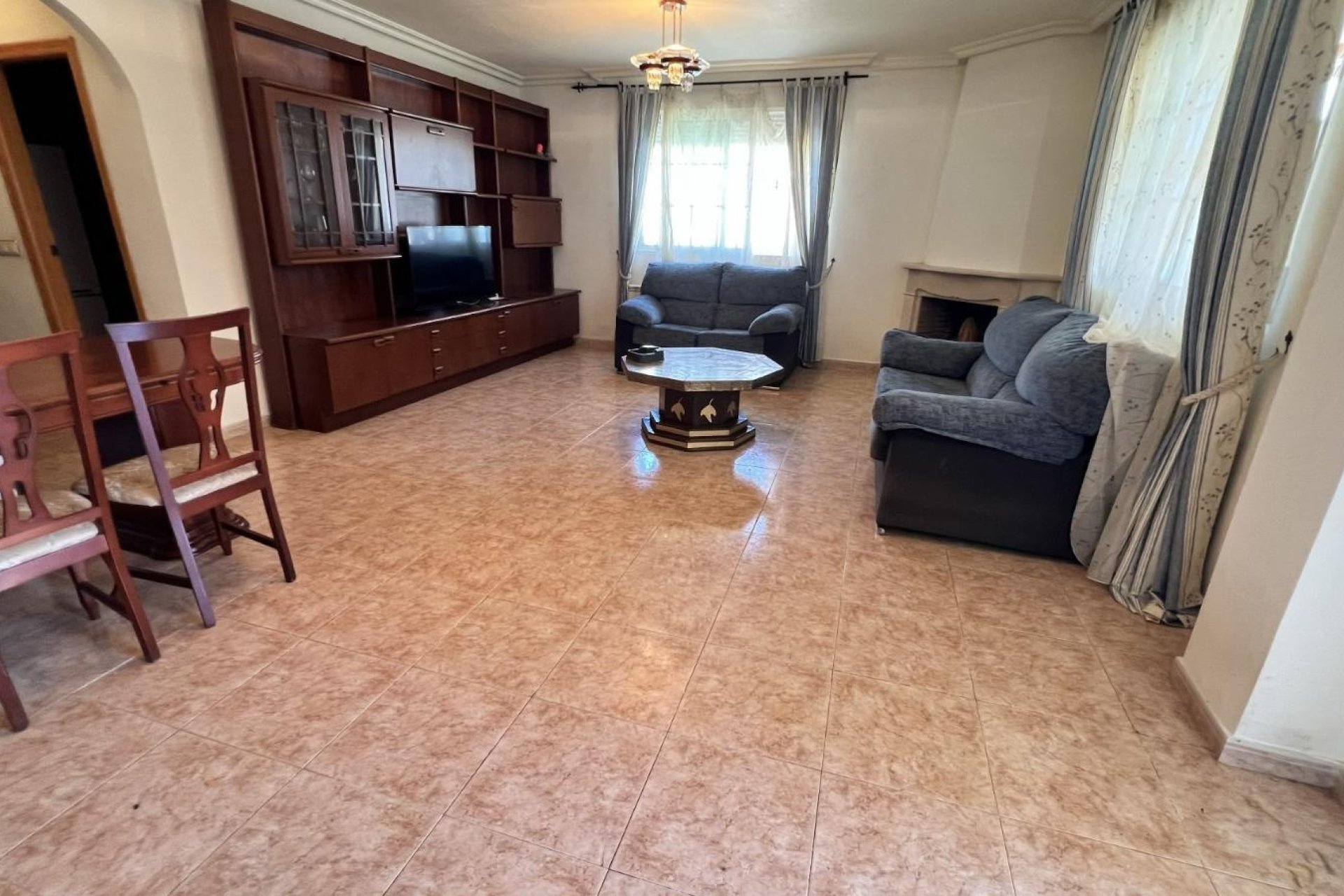 Resale - Villa -
Torrevieja - Aguas Nuevas