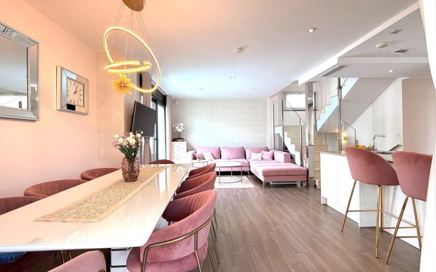 Resale - Villa -
Torrevieja - Aguas Nuevas