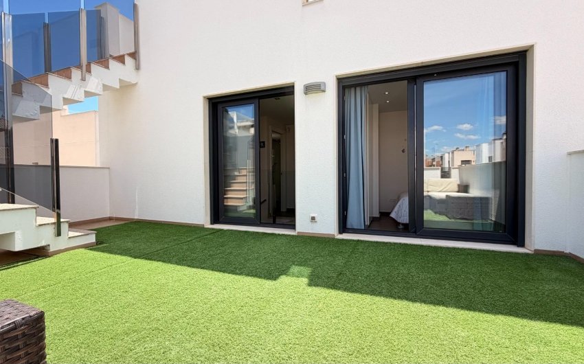 Resale - Villa -
Torrevieja - Aguas Nuevas