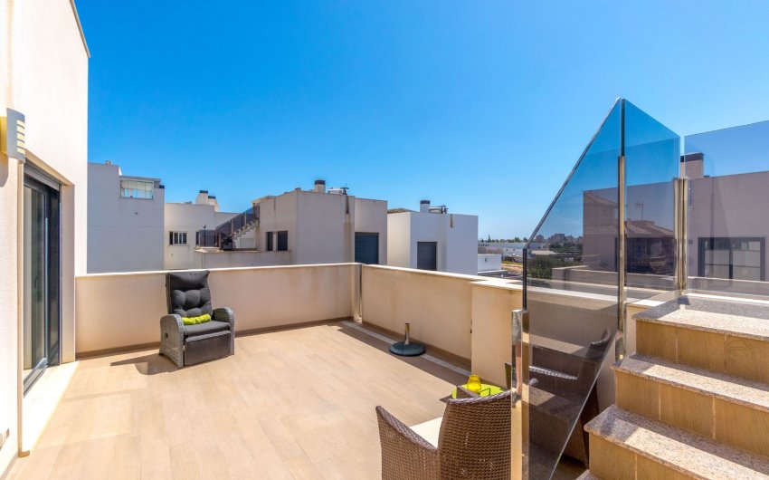 Resale - Villa -
Torrevieja - Aguas Nuevas