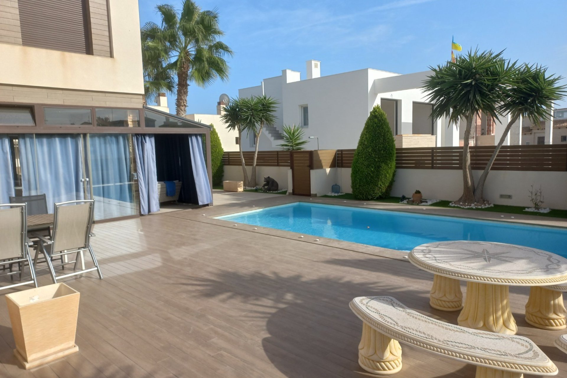 Resale - Villa -
Torrevieja - Aguas Nuevas