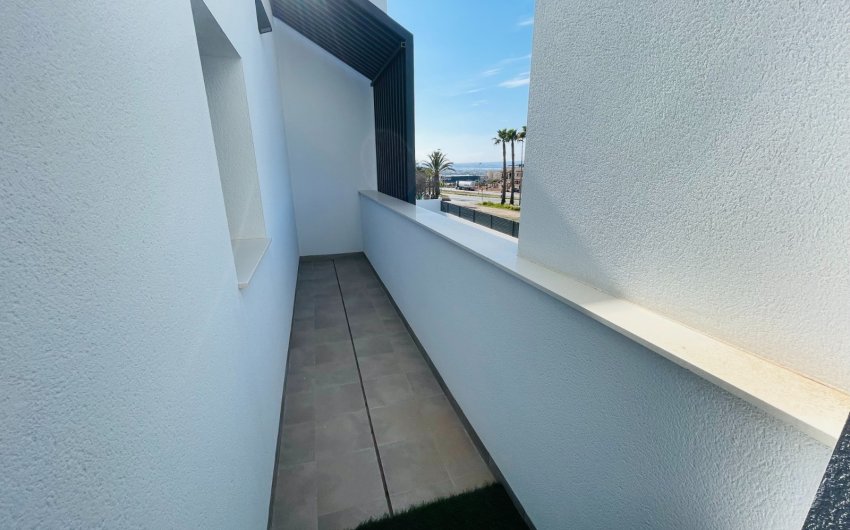 Resale - Villa -
Torrevieja - Aguas Nuevas