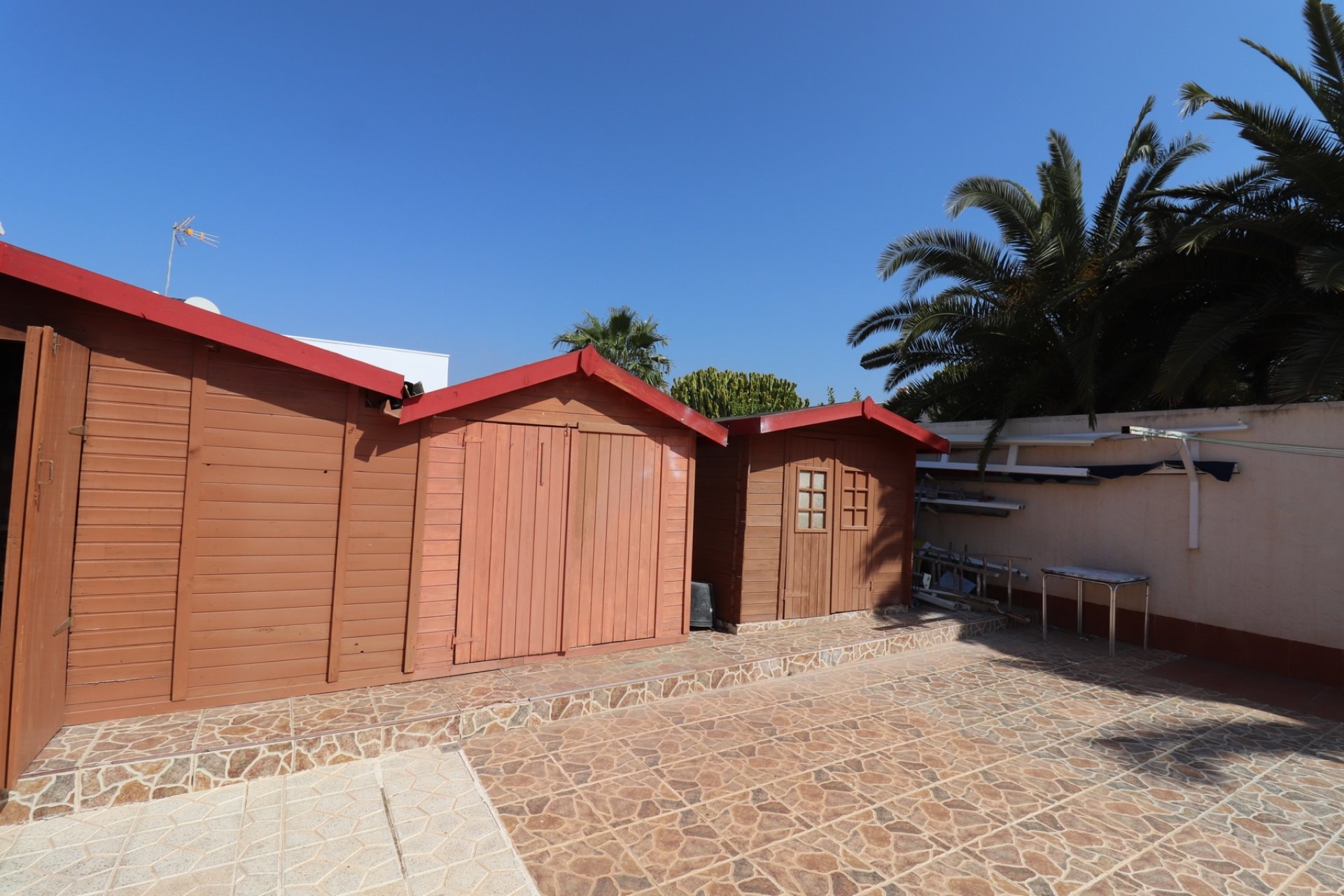 Resale - Villa -
Torrevieja - Chaparral