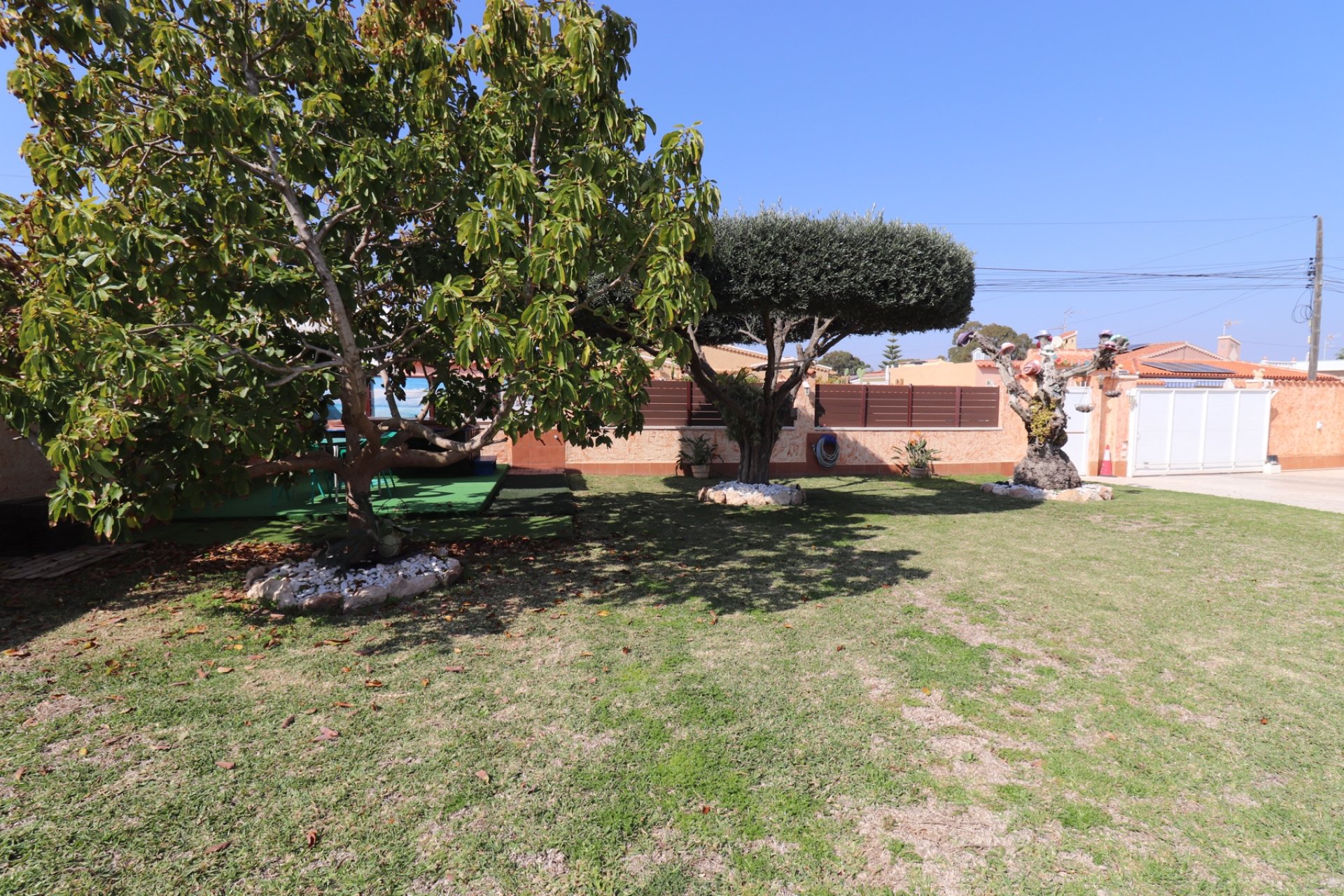 Resale - Villa -
Torrevieja - Chaparral