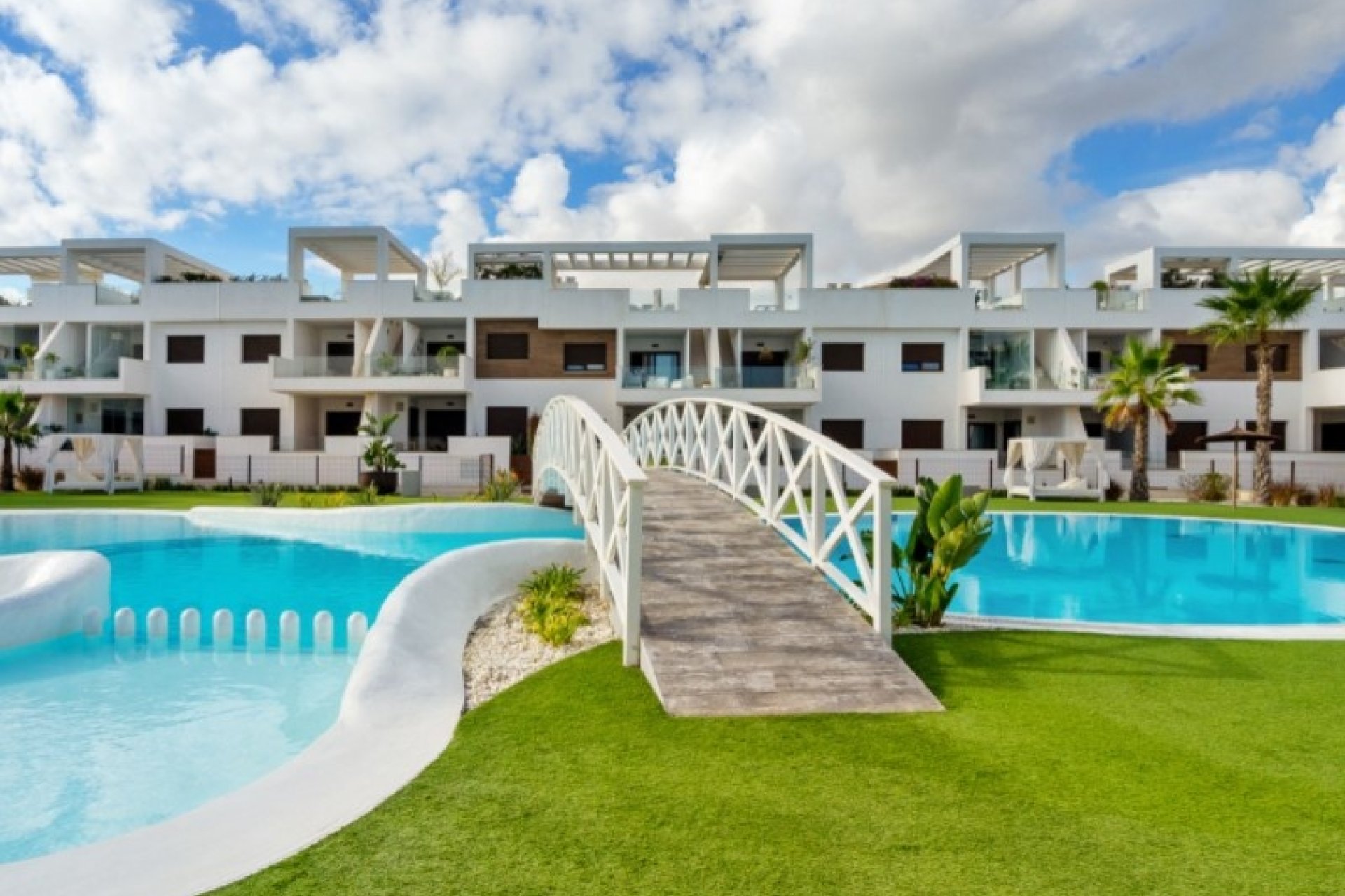 Resale - Villa -
Torrevieja - Costa Blanca