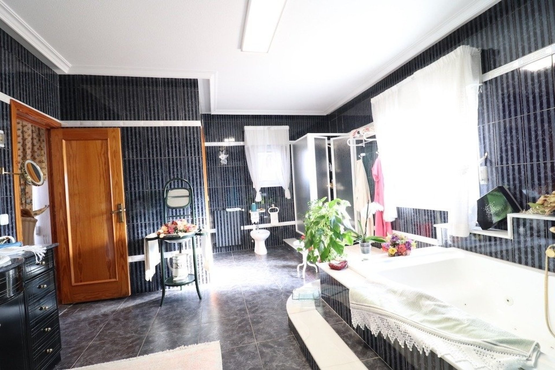 Resale - Villa -
Torrevieja - Costa Blanca