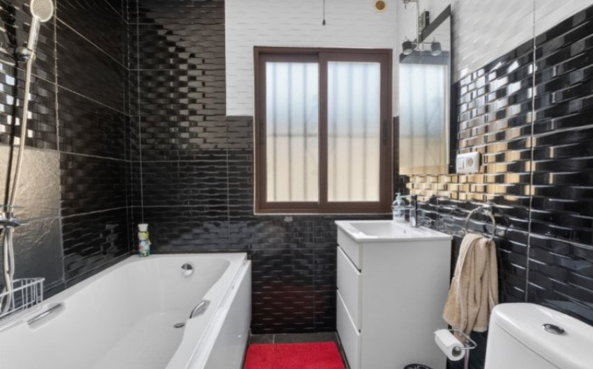 Resale - Villa -
Torrevieja - Costa Blanca