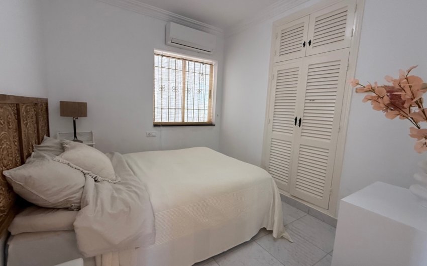 Resale - Villa -
Torrevieja - Costa Blanca