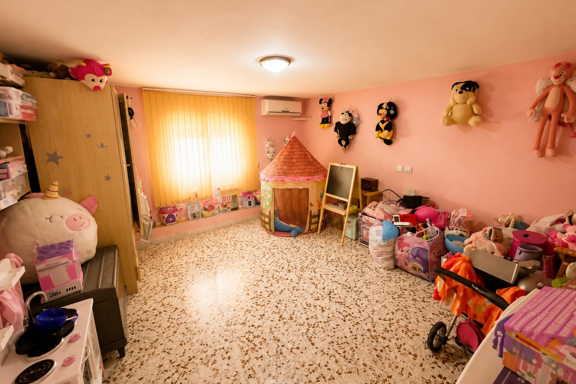 Resale - Villa -
Torrevieja - Costa Blanca