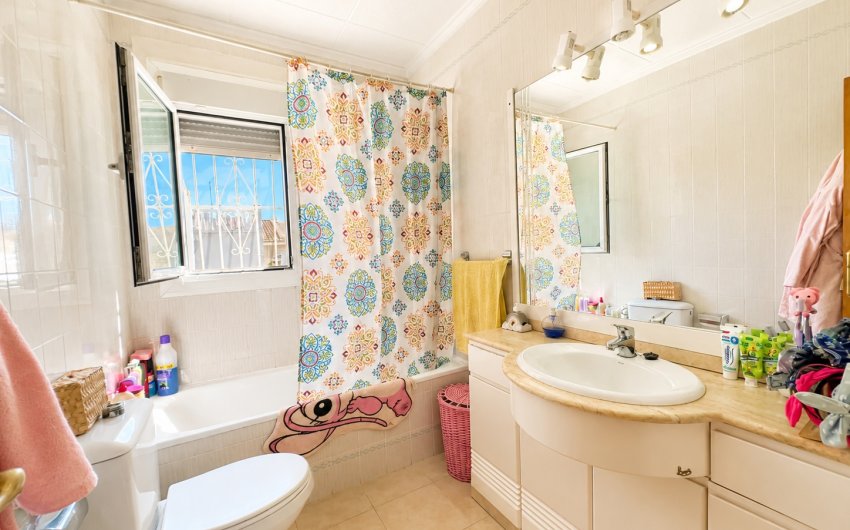 Resale - Villa -
Torrevieja - Costa Blanca