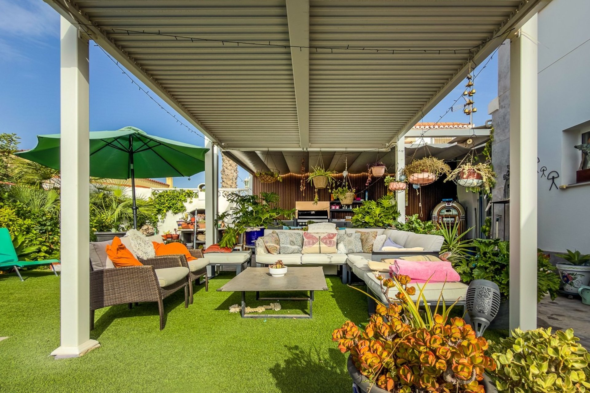Resale - Villa -
Torrevieja - Costa Blanca