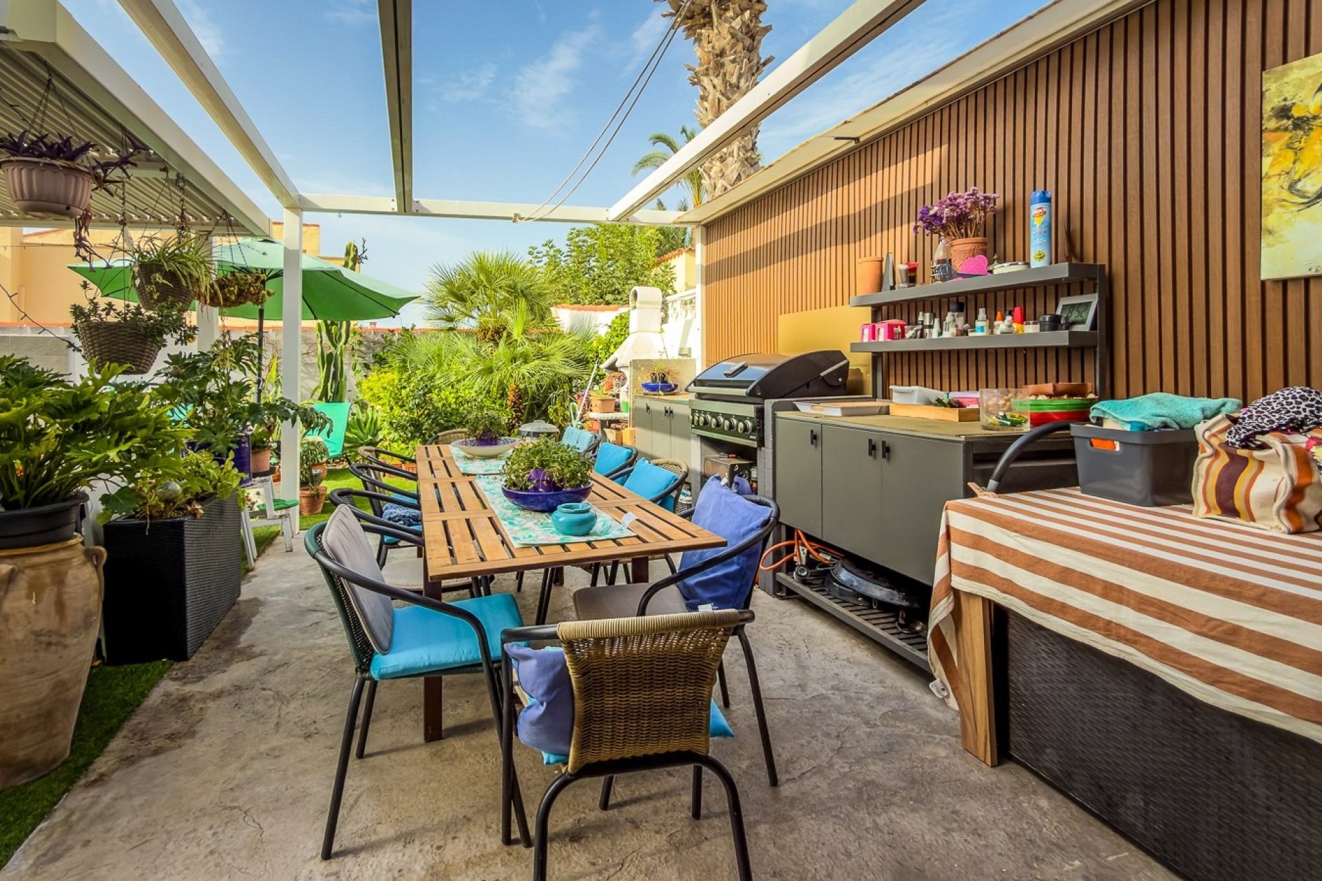 Resale - Villa -
Torrevieja - Costa Blanca