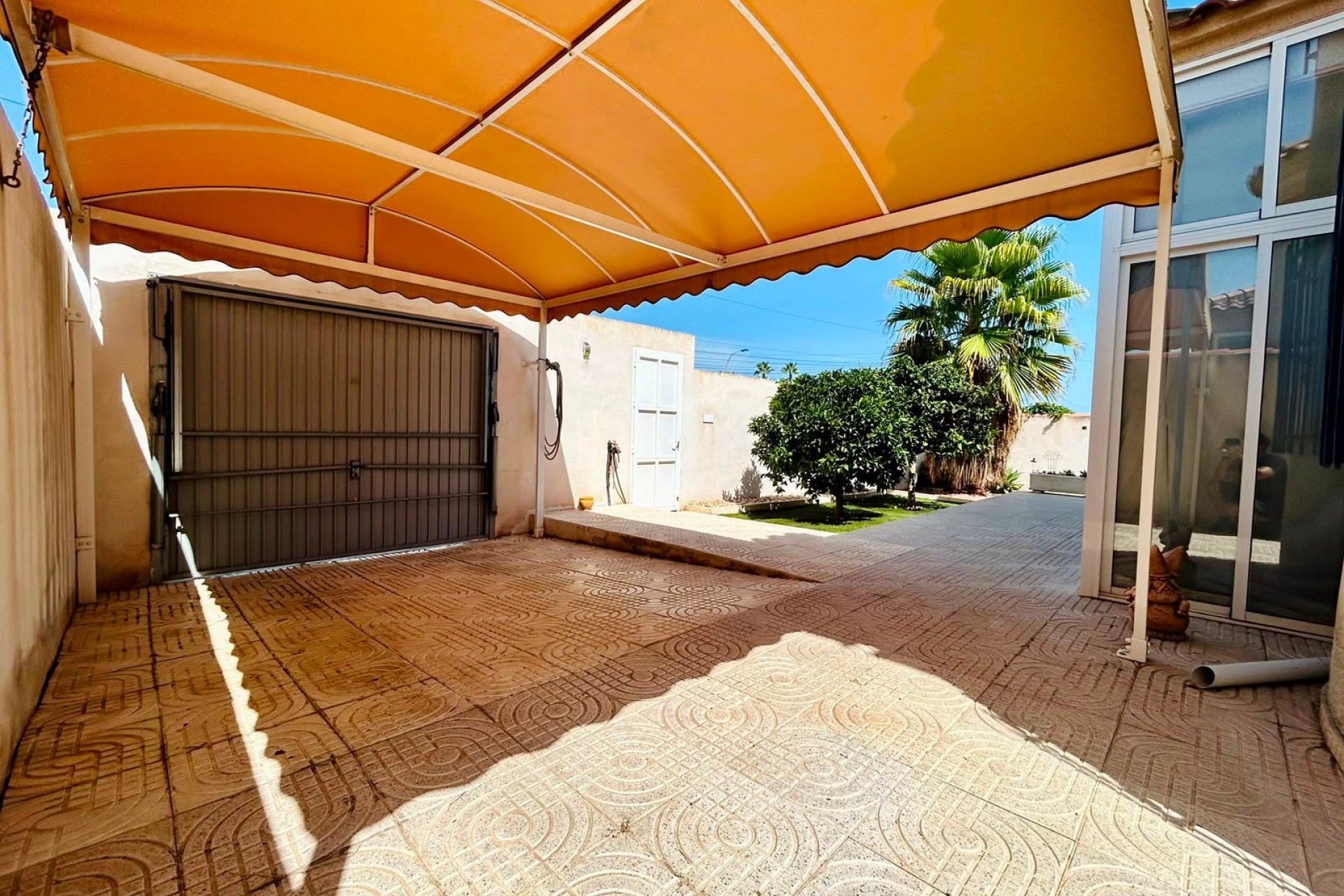 Resale - Villa -
Torrevieja - Costa Blanca