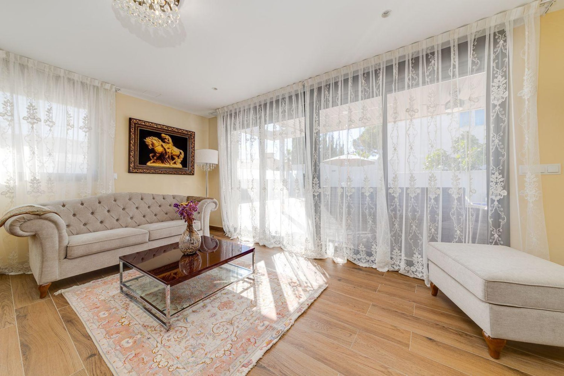 Resale - Villa -
Torrevieja - Costa Blanca