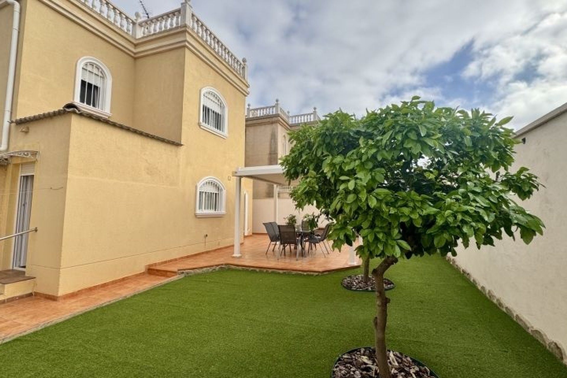 Resale - Villa -
Torrevieja - Costa Blanca