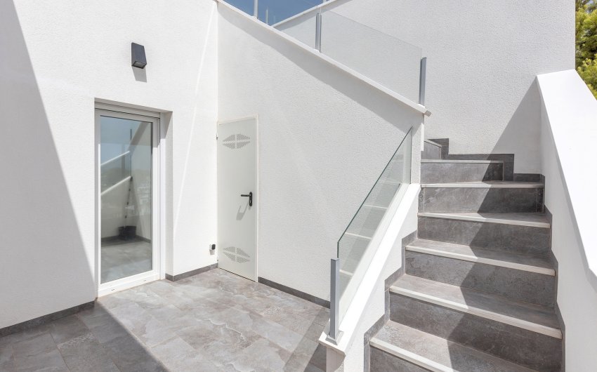 Resale - Villa -
Torrevieja - Costa Blanca
