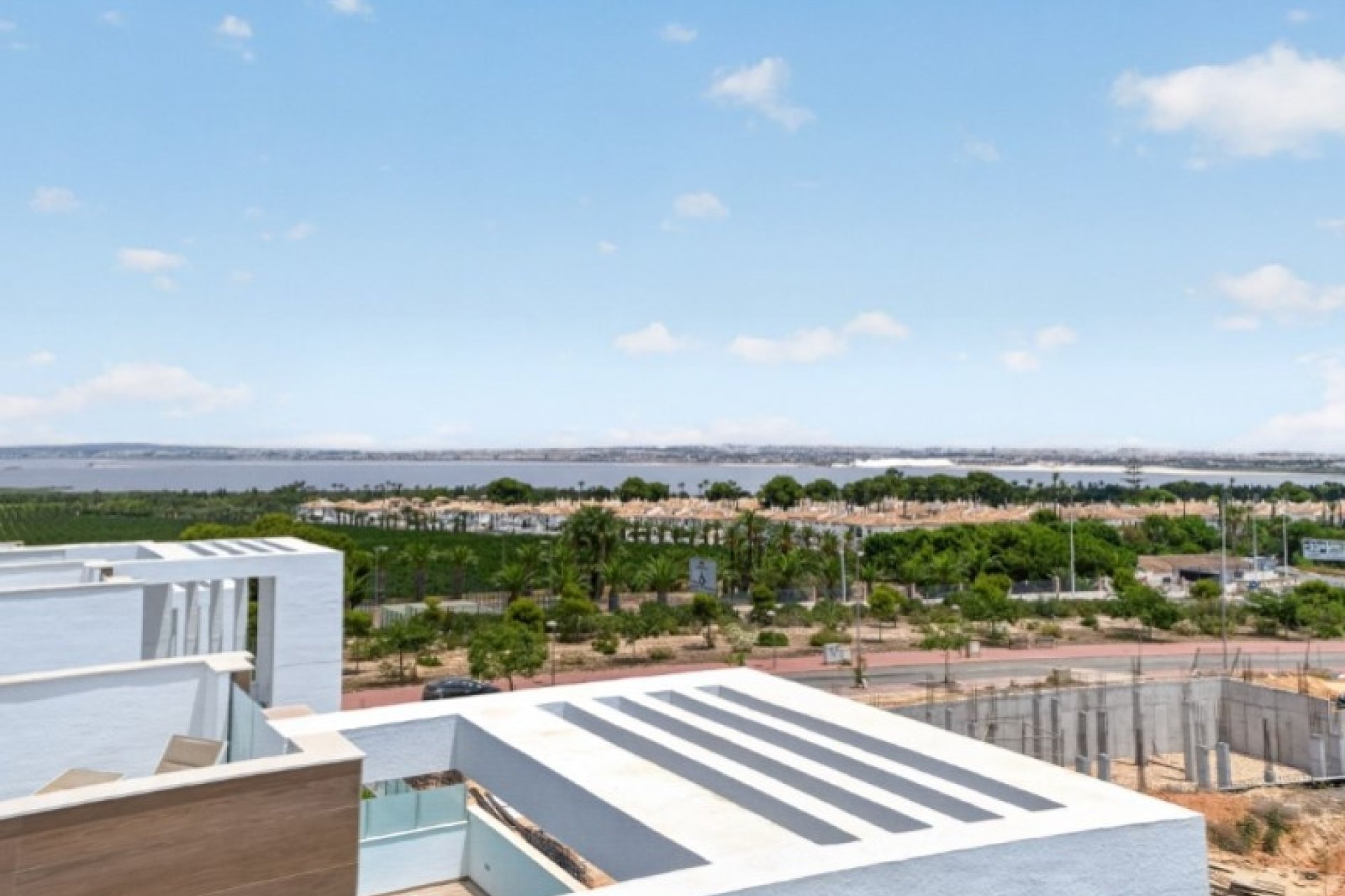Resale - Villa -
Torrevieja - Costa Blanca