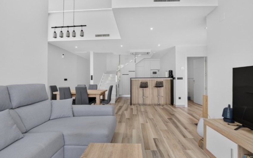 Resale - Villa -
Torrevieja - Costa Blanca