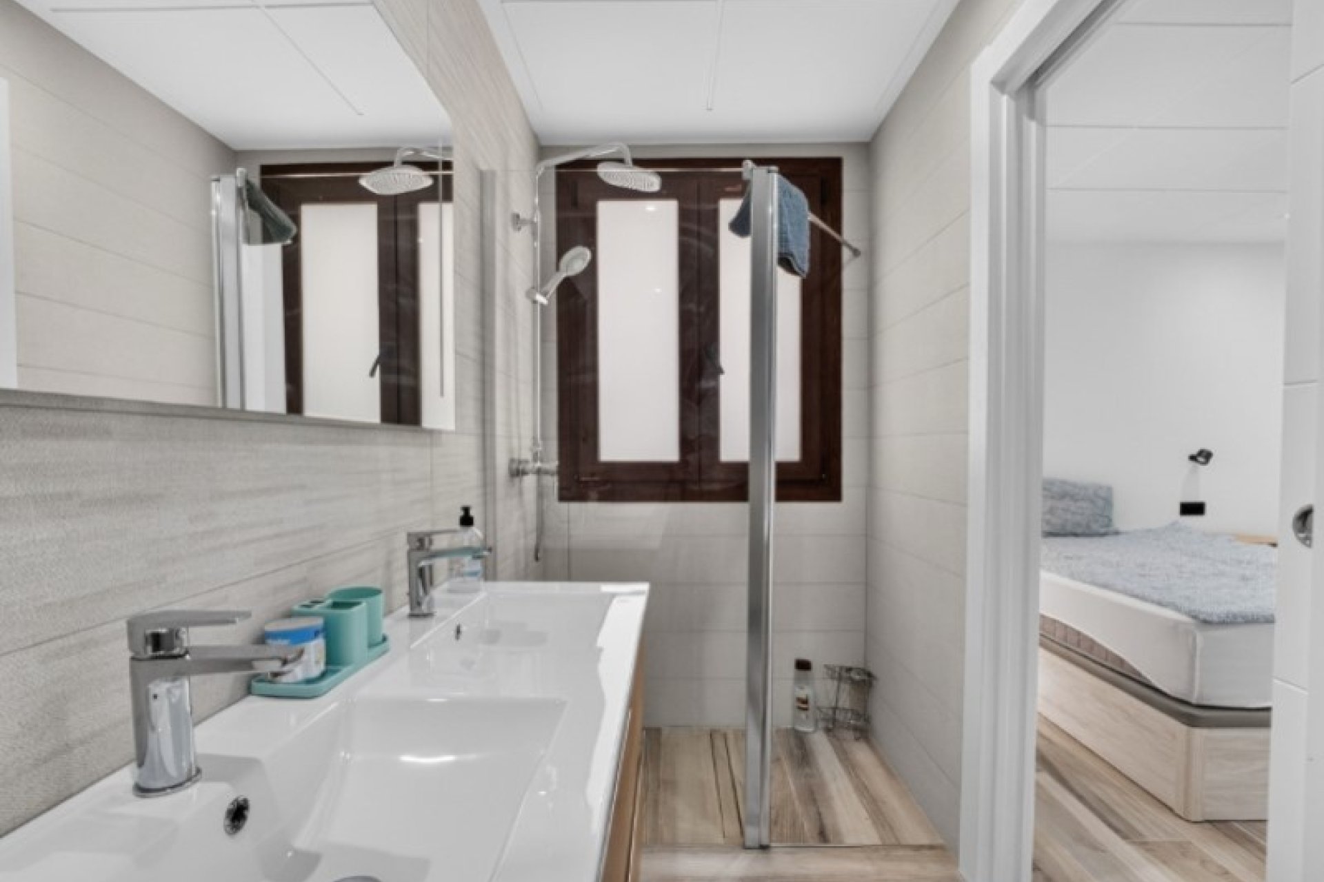 Resale - Villa -
Torrevieja - Costa Blanca