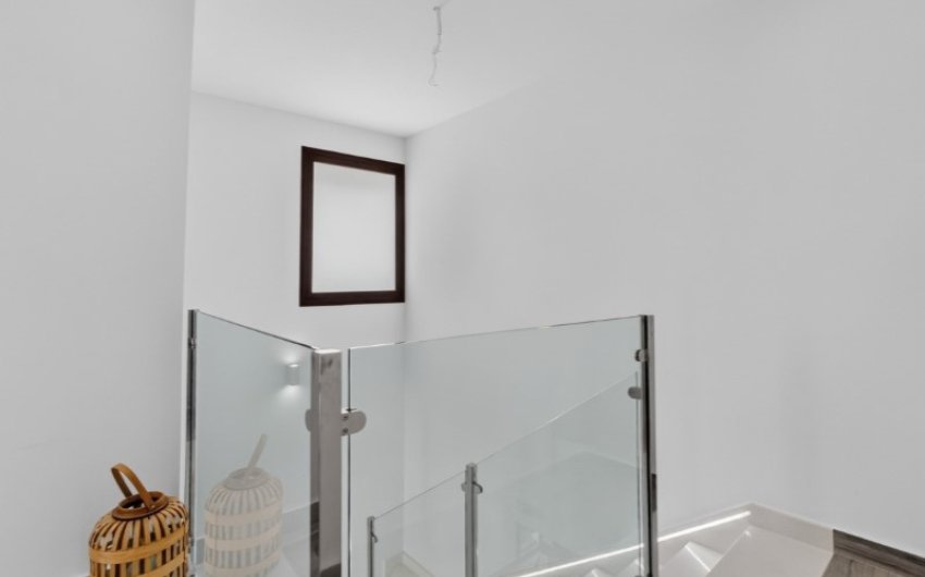 Resale - Villa -
Torrevieja - Costa Blanca