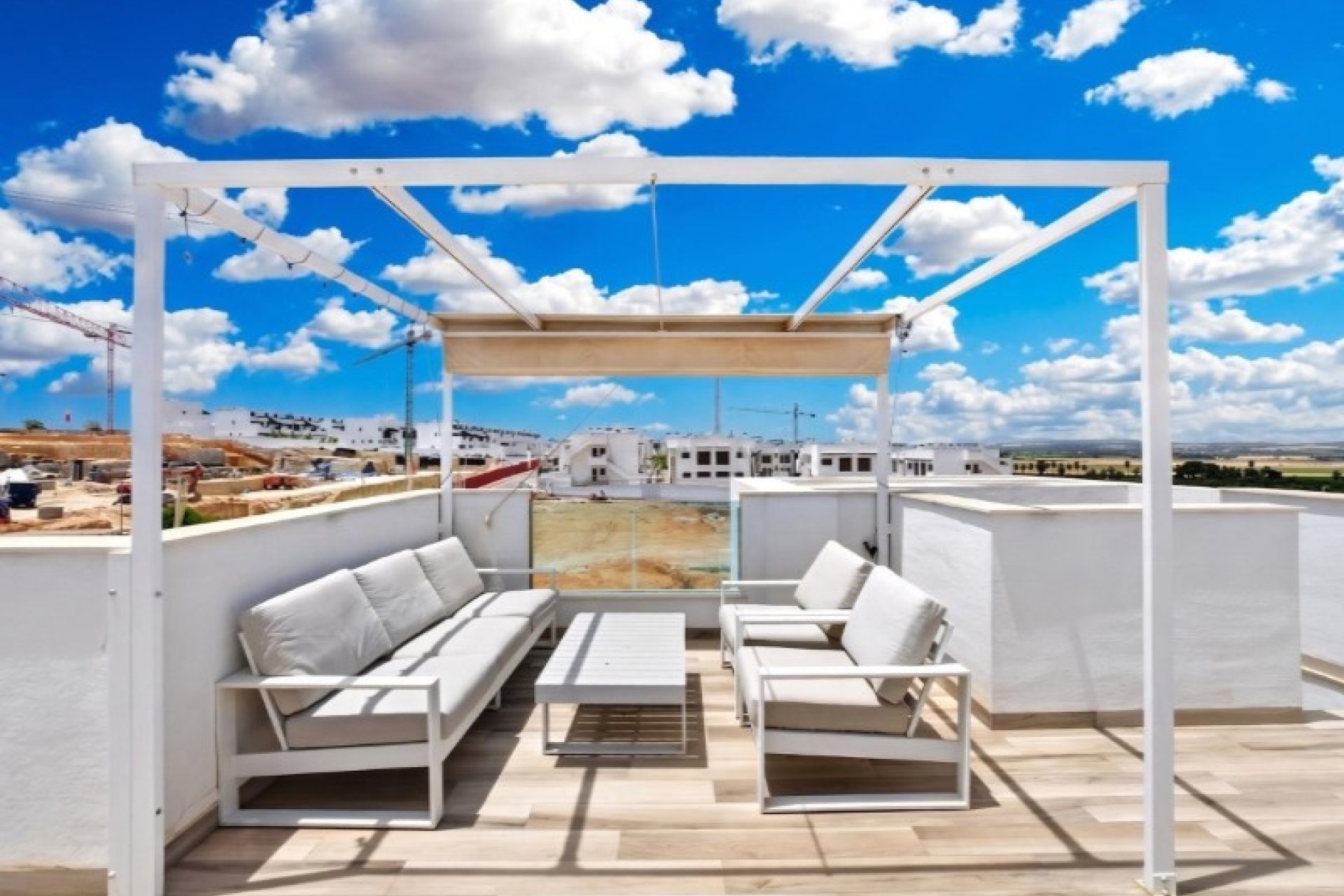 Resale - Villa -
Torrevieja - Costa Blanca