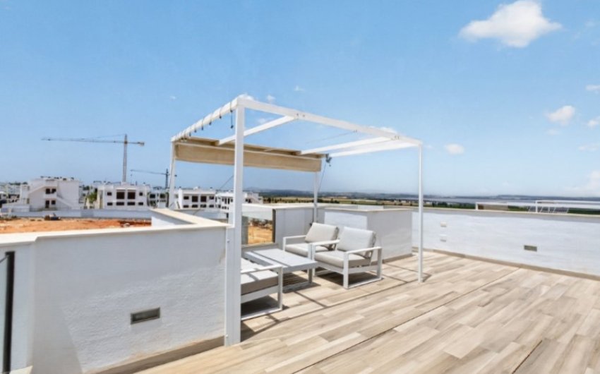 Resale - Villa -
Torrevieja - Costa Blanca