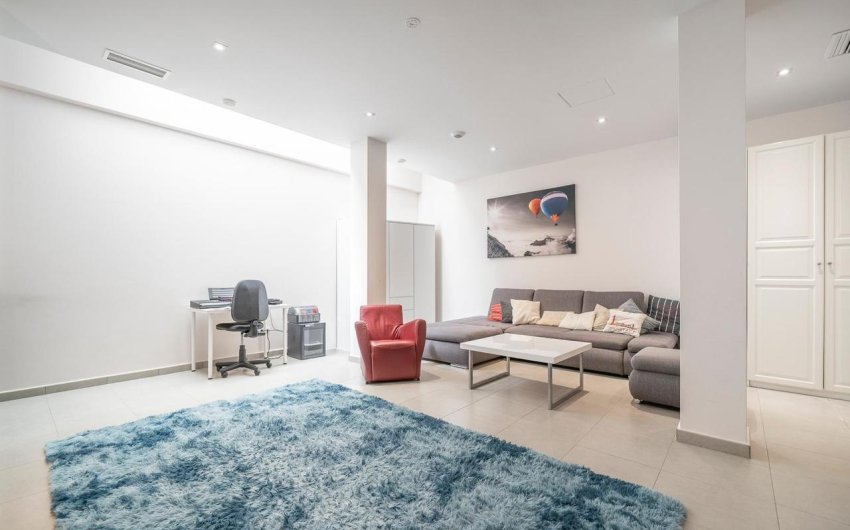 Resale - Villa -
Torrevieja - Costa Blanca