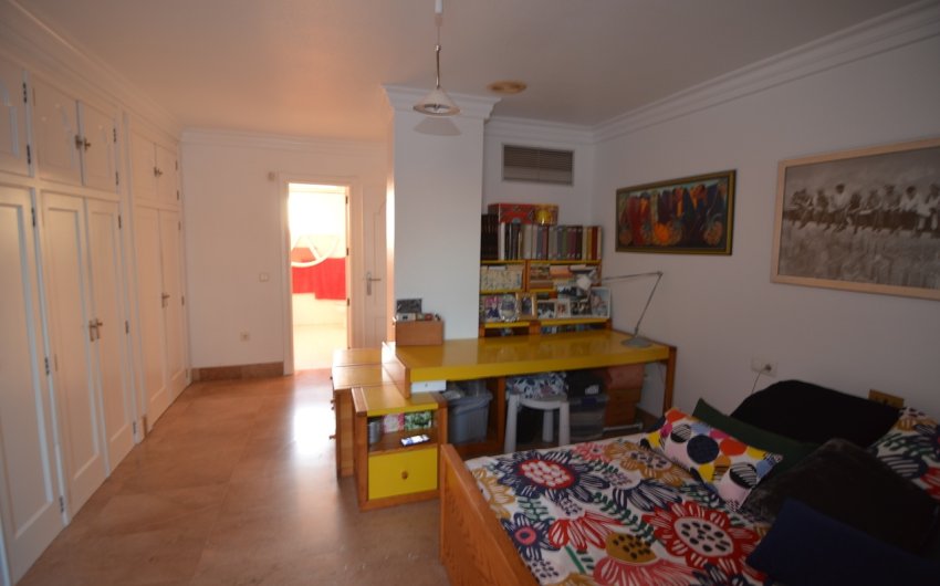 Resale - Villa -
Torrevieja - Costa Blanca