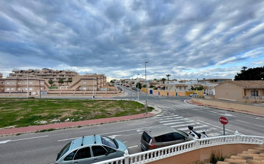 Resale - Villa -
Torrevieja - Costa Blanca