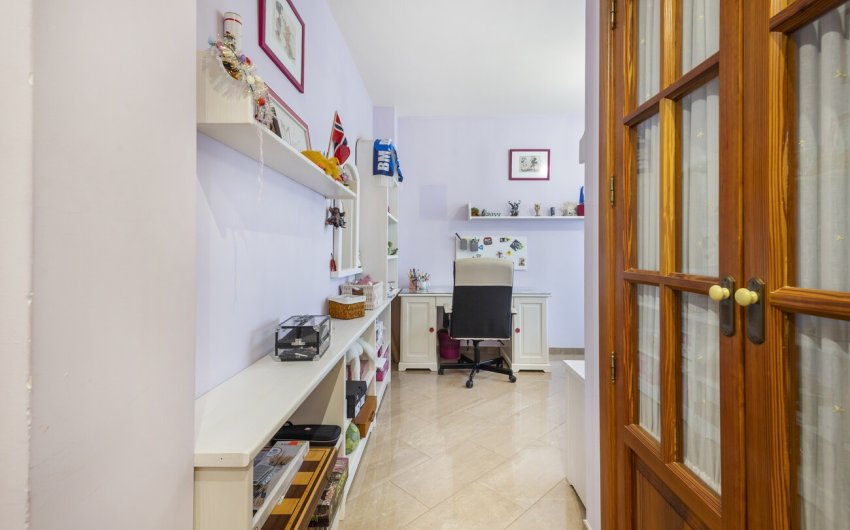 Resale - Villa -
Torrevieja - Costa Blanca