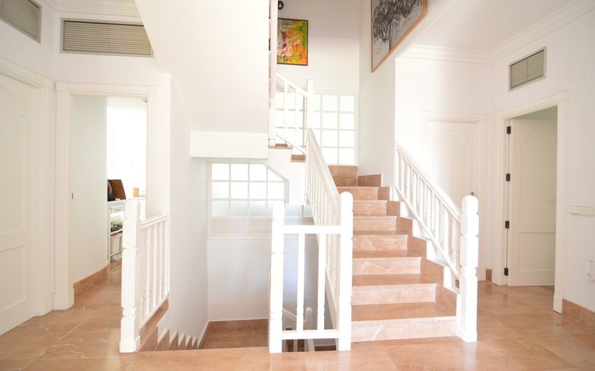 Resale - Villa -
Torrevieja - Costa Blanca