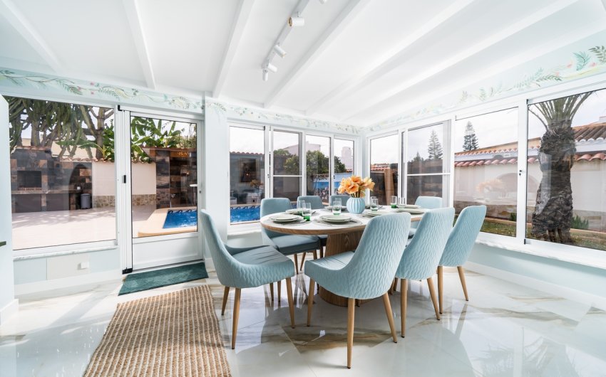 Resale - Villa -
Torrevieja - Costa Blanca