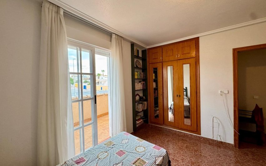 Resale - Villa -
Torrevieja - Costa Blanca