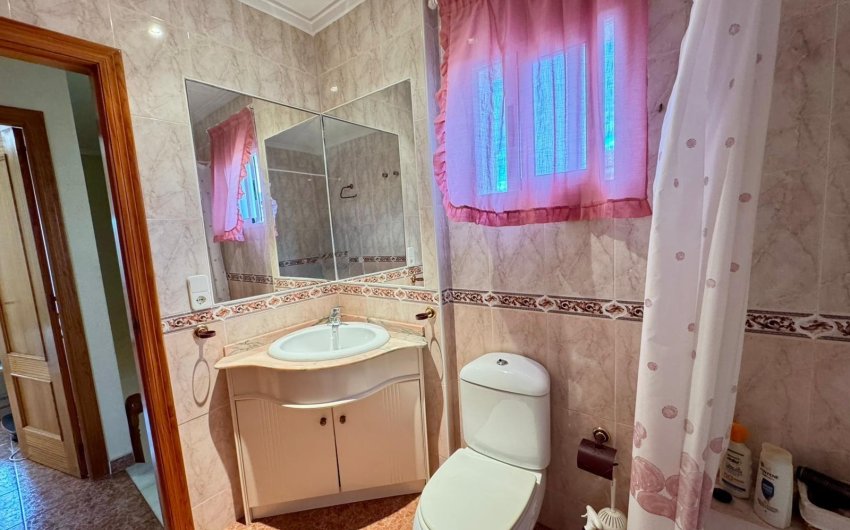 Resale - Villa -
Torrevieja - Costa Blanca