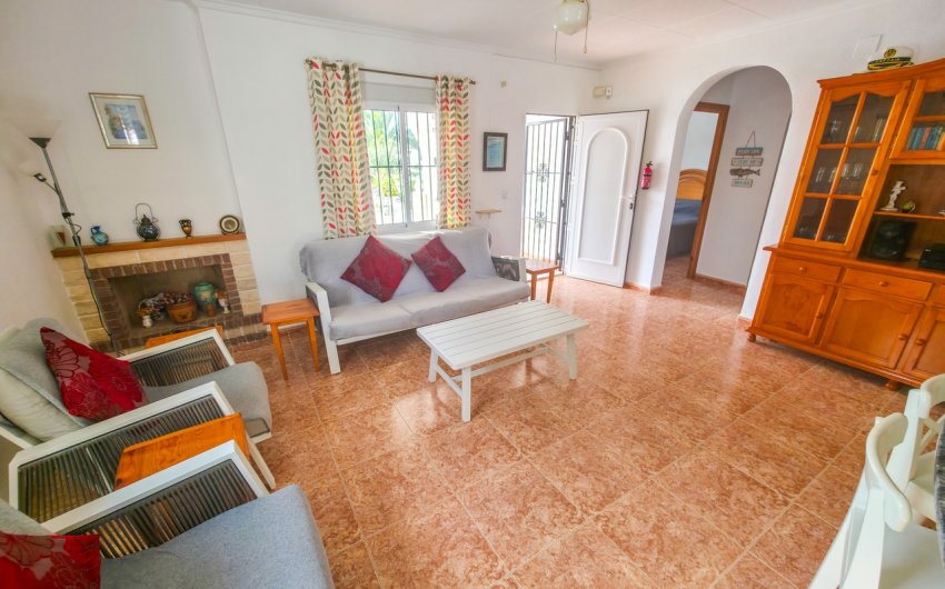 Resale - Villa -
Torrevieja - Costa Blanca