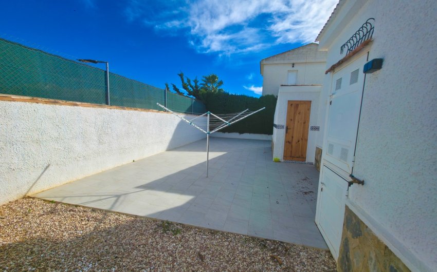 Resale - Villa -
Torrevieja - Costa Blanca