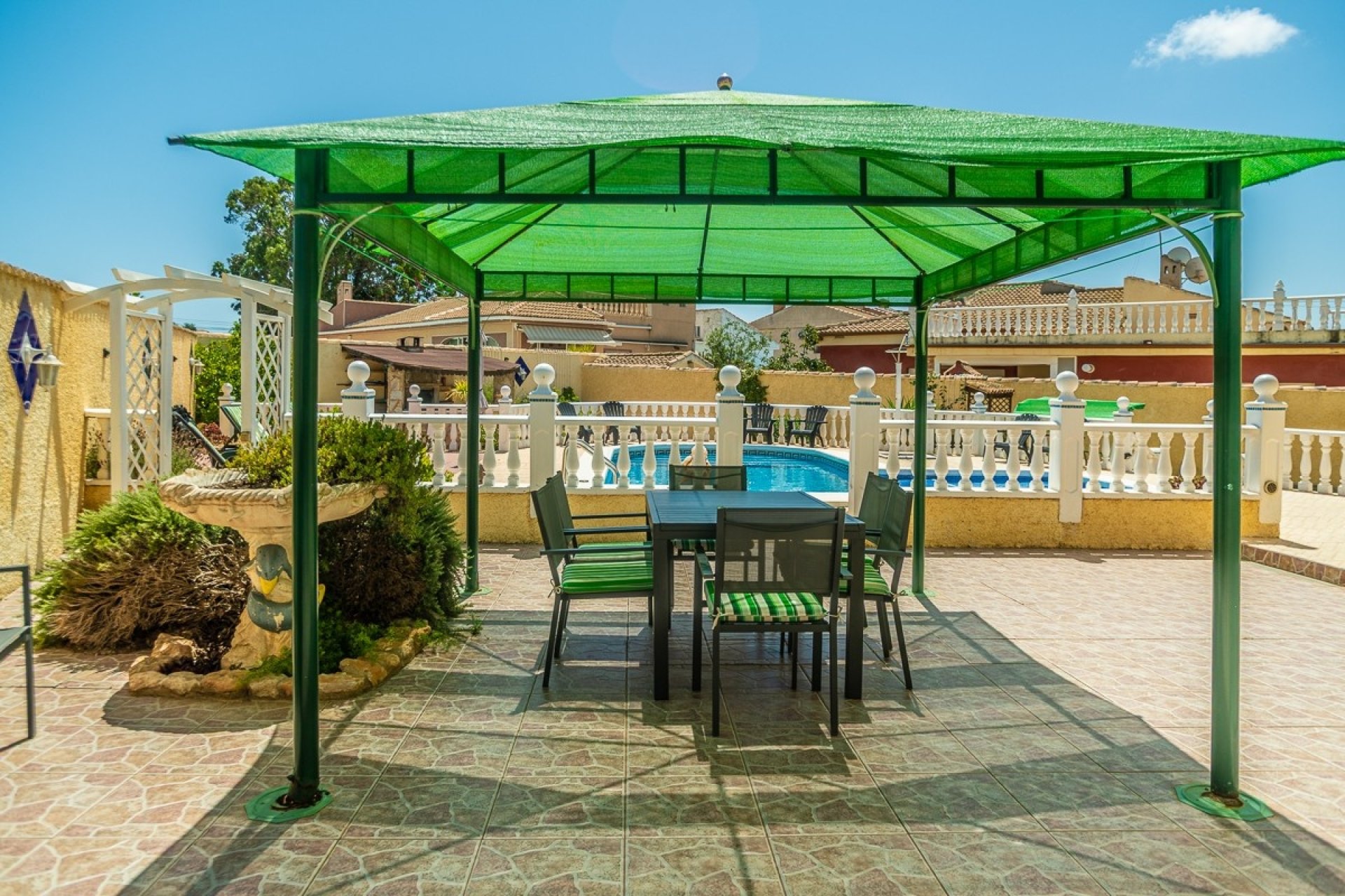 Resale - Villa -
Torrevieja - Costa Blanca