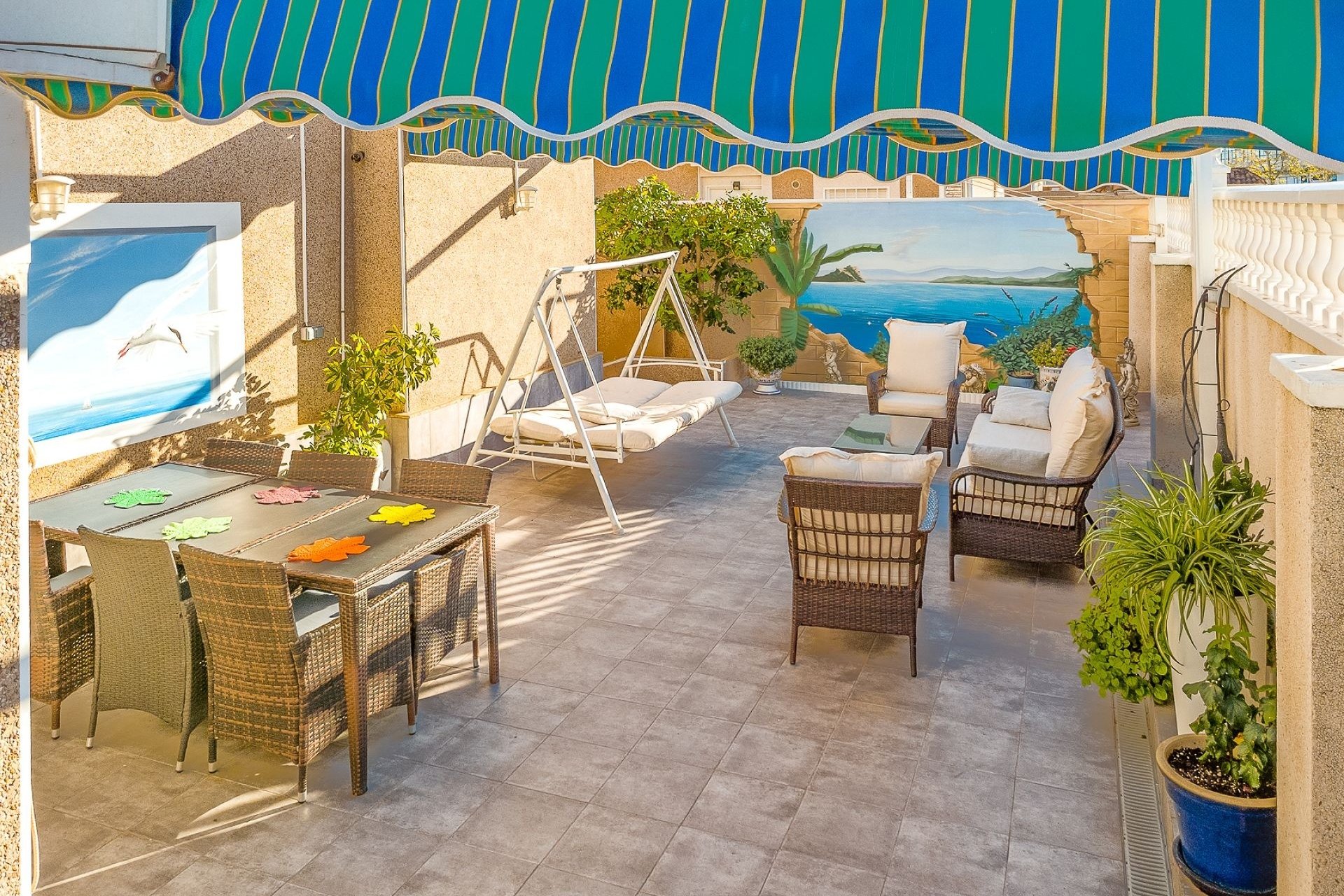 Resale - Villa -
Torrevieja - Costa Blanca