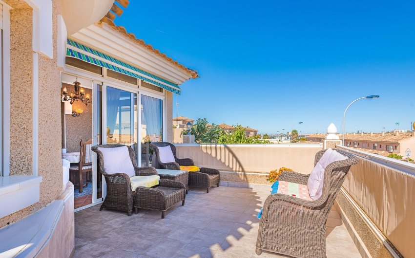 Resale - Villa -
Torrevieja - Costa Blanca