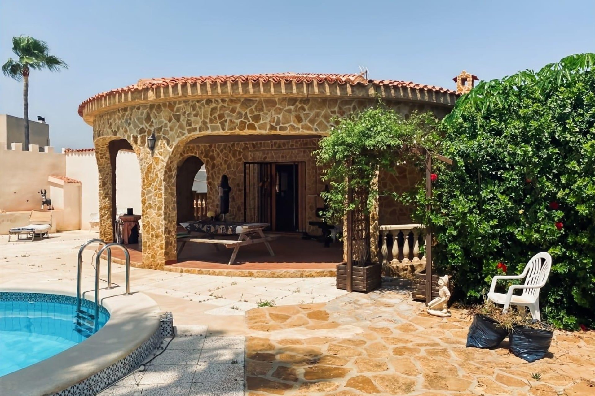 Resale - Villa -
Torrevieja - Costa Blanca