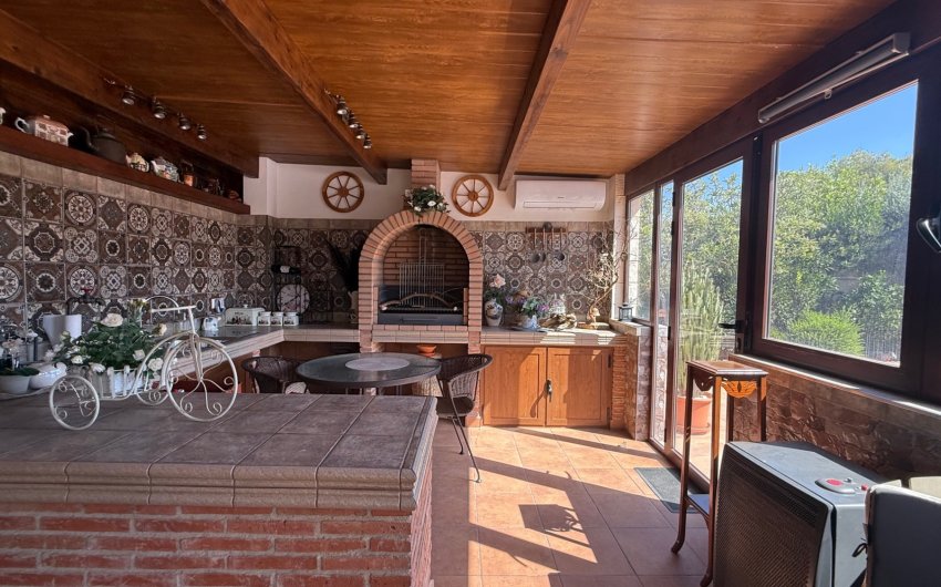 Resale - Villa -
Torrevieja - Costa Blanca